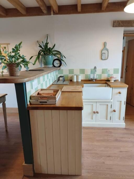 Chalet Des Roches Roche D'Oetre Suisse Normande Saint-Philbert-sur-Orne Εξωτερικό φωτογραφία